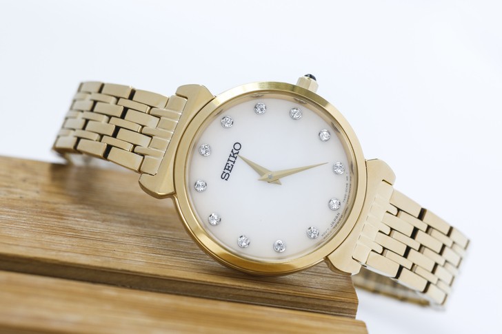 Đồng hồ Seiko SFQ802P1 mạ vàng, đính đá pha lê sang trọng - Ảnh 2