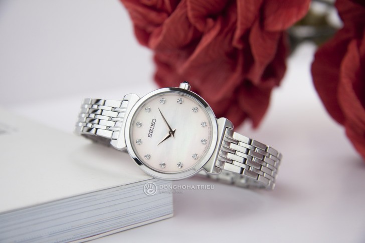 Đồng hồ Seiko SFQ803P1 thời trang, đính đá pha lê sang trọng - Ảnh 1