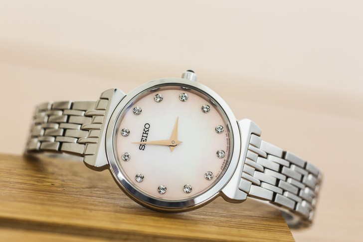 Đồng hồ Seiko SFQ803P1 thời trang, đính đá pha lê sang trọng - Ảnh 2