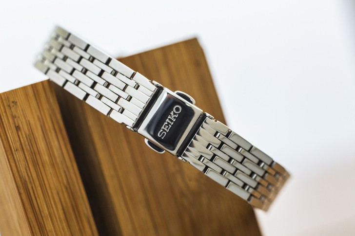 Đồng hồ Seiko SFQ803P1 thời trang, đính đá pha lê sang trọng - Ảnh 4