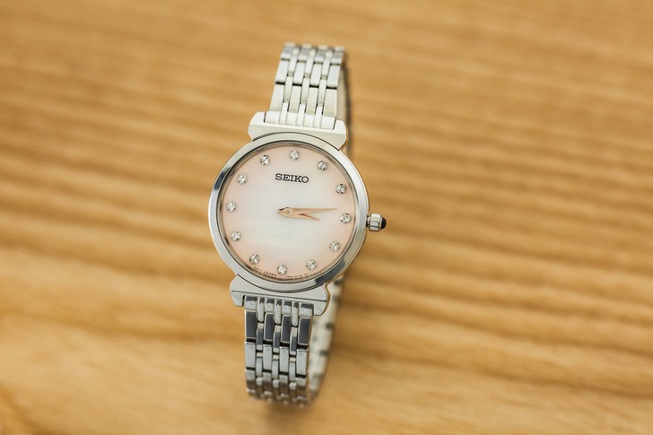 Đồng hồ Seiko SFQ803P1 thời trang, đính đá pha lê sang trọng - Ảnh 3