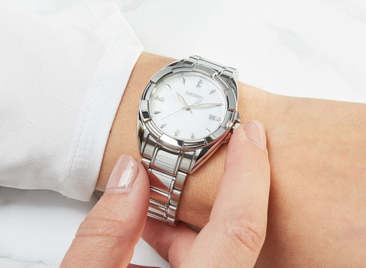 Đồng hồ Seiko SKK885P1: Thiết kế đính pha lê, kính sapphire - Ảnh 5
