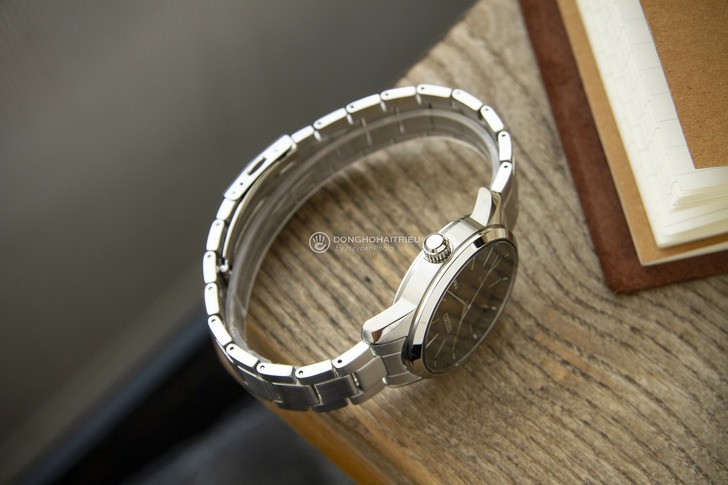 Đồng hồ Seiko SNE527P1 năng lượng ánh sáng Solar bền bỉ - Ảnh 4
