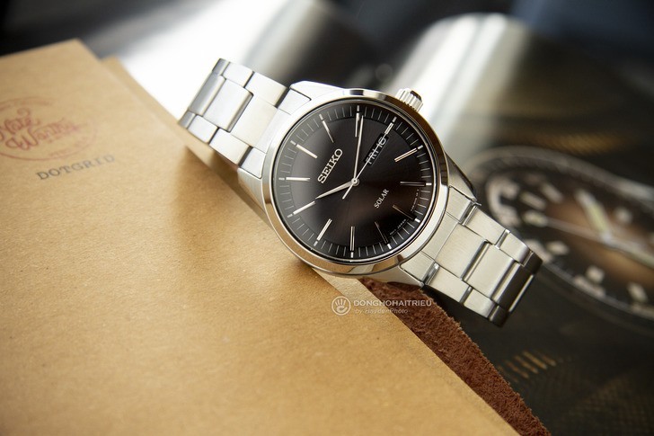 Đồng hồ Seiko SNE527P1 năng lượng ánh sáng Solar bền bỉ - Ảnh 5
