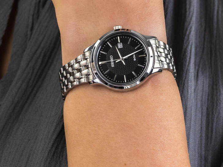 Đồng hồ Seiko SUR649P1 giá rẻ, thay pin miễn phí trọn đời - Ảnh 1