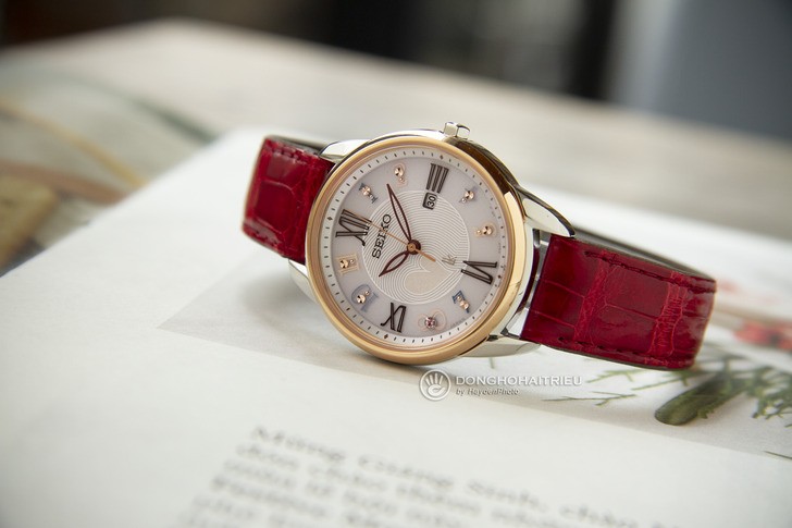 Đồng hồ Seiko SUT370J1 đính đá nổi bật, phối màu trẻ trung - Ảnh 3