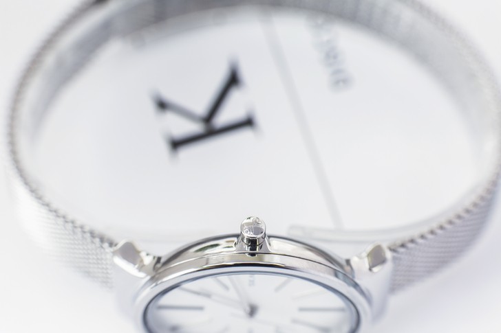 Đồng hồ nữ Skagen SKW2478 siêu mỏng, dây lưới thời trang - Ảnh 4