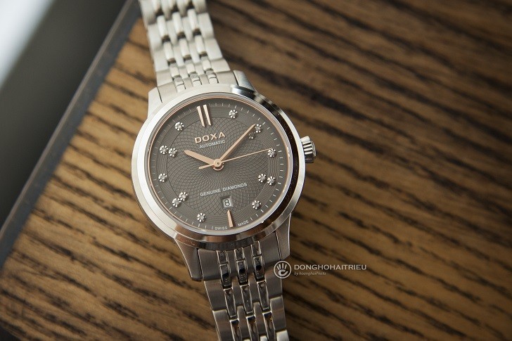 Thiết Kế Doxa D221SGY Nổi Bật Nhờ 14 Viên Kim Cương - Ảnh: 3