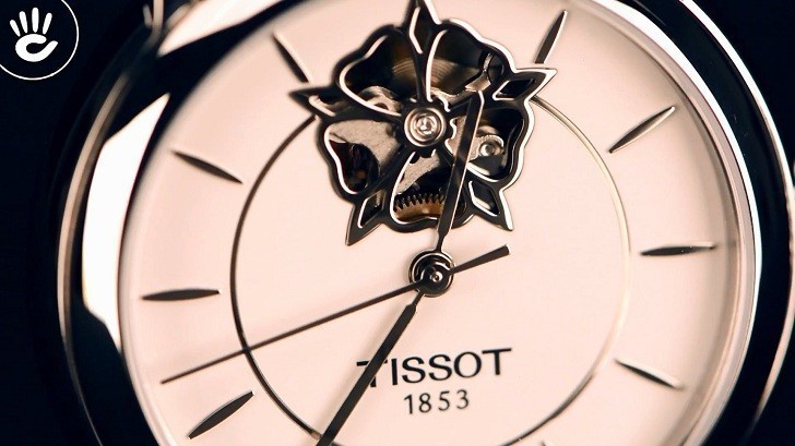 Đồng hồ Tissot T050.207.11.011.04 trang trí hình hoa lộ cơ - Ảnh 2