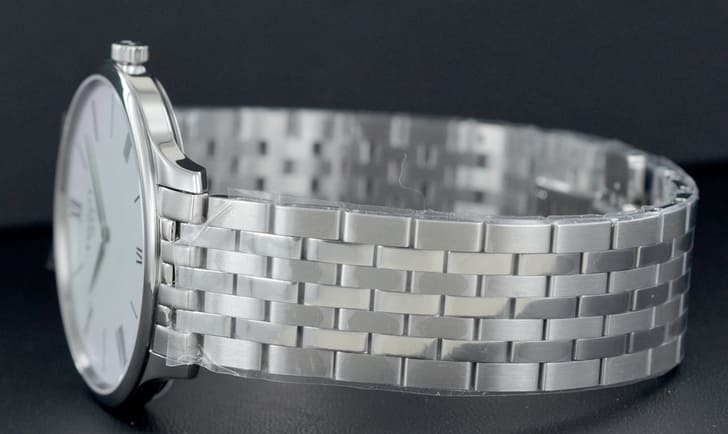 Đồng hồ Tissot T063.209.11.038.00 đạt chuẩn Swiss Made 100% - Ảnh 4