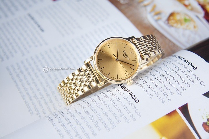 Đồng hồ Tissot T109.210.33.021.00 thiết kế mạ vàng toàn bộ - Ảnh 2