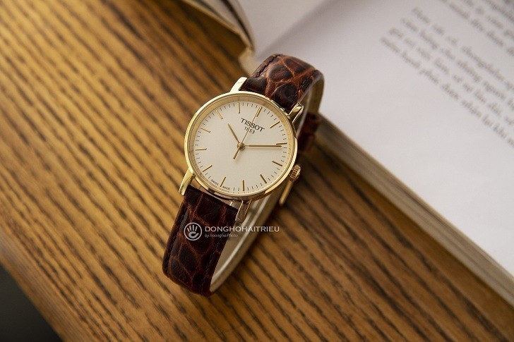 Đồng hồ Tissot T109.210.36.031.00 dây da dập vân lạ mắt - Ảnh 4