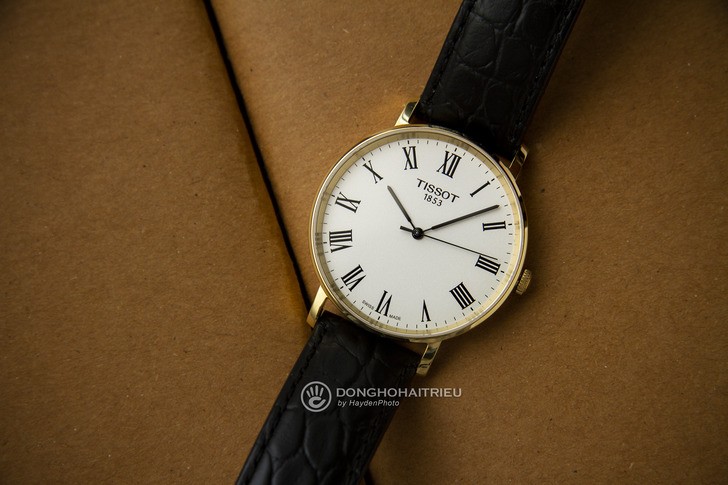 Đồng hồ Tissot T109.410.36.033.00: Sự đơn giản trường tồn - Ảnh 1