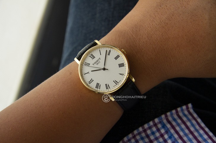 Đồng hồ Tissot T109.410.36.033.00: Sự đơn giản trường tồn - Ảnh 3