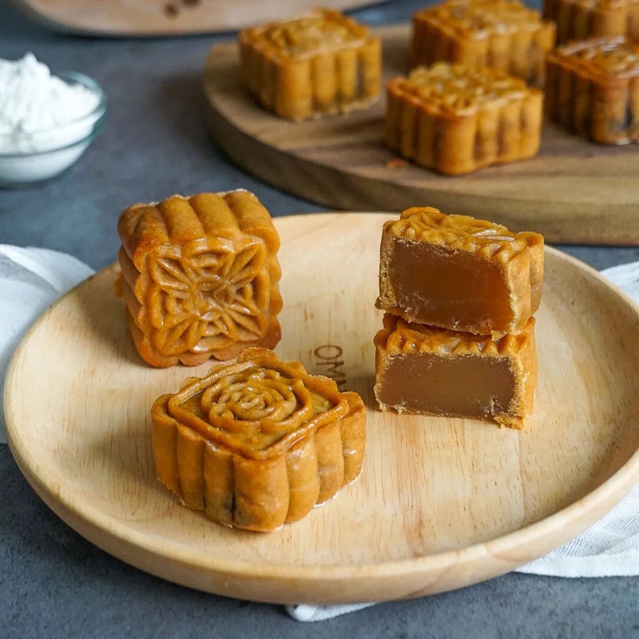 Cách làm bánh trung thu nhân đậu xanh thơm, ngon siêu dễ - Ảnh 2