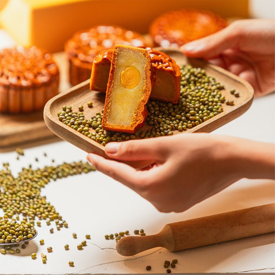 Hướng dẫn cách làm bánh trung thu nhân đậu xanh thơm, ngon nhanh chóng siêu dễ - Ảnh 8