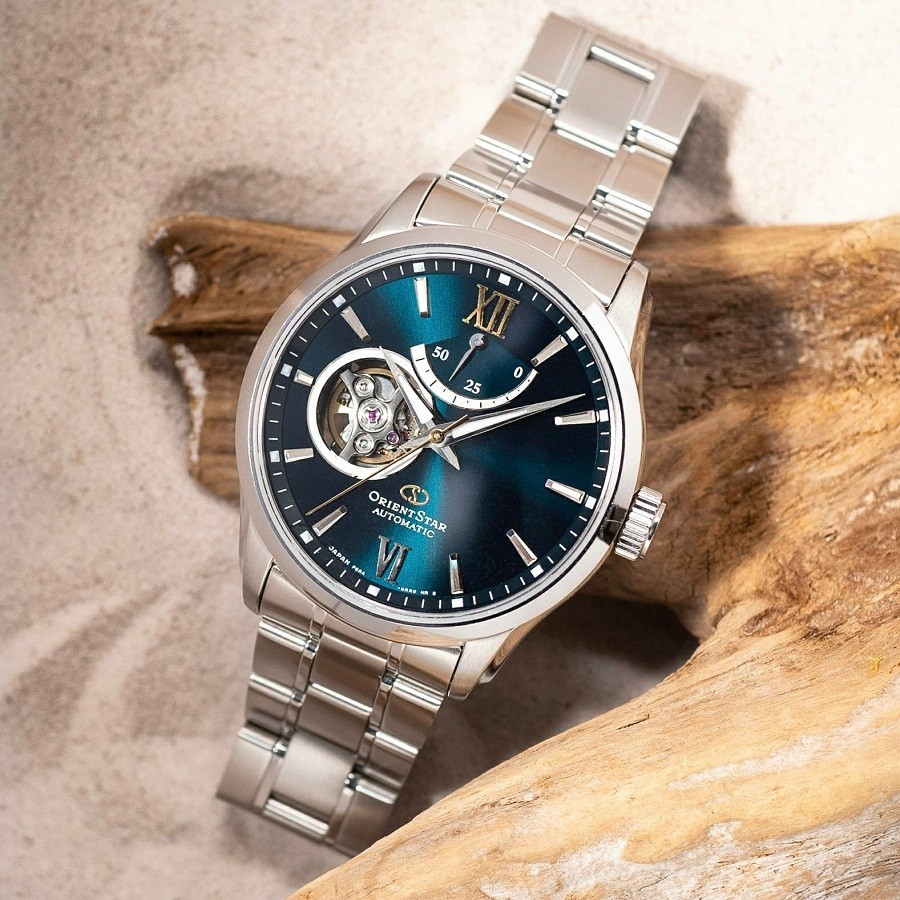 Thiết kế sang trọng của chiếc đồng hồ Orient Star RE-AT0002E00B