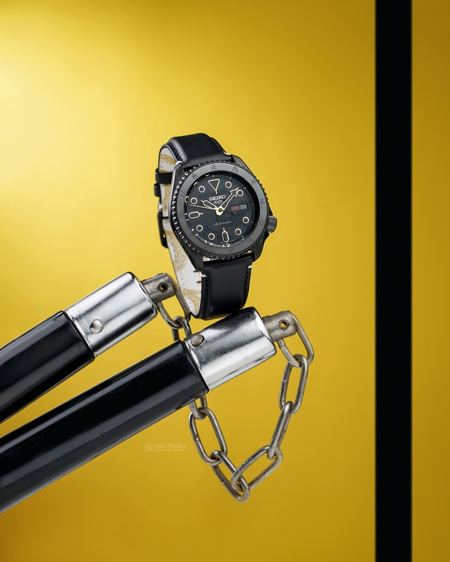 Đồng hồ Seiko 5 Sports Lý Tiểu Long SRPK39K (1)