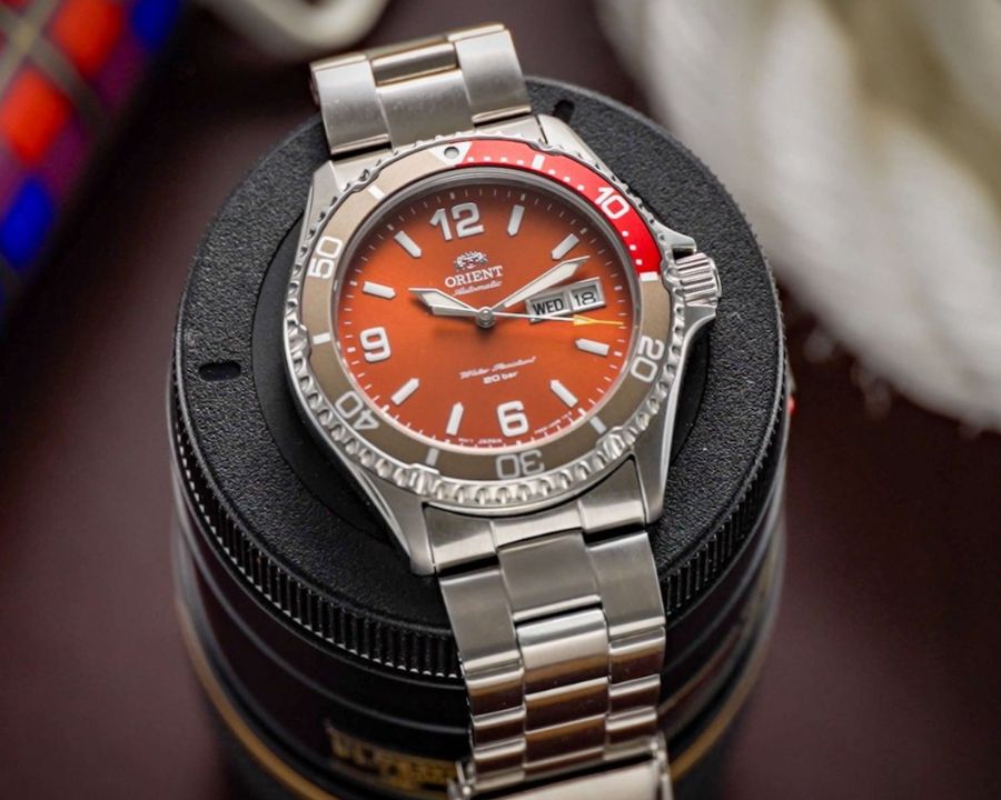 Orient sở hữu những chiếc đồng hồ lặn siêu kinh điển với độ chống nước cao