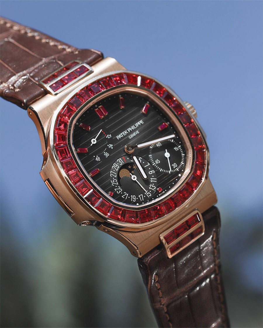 Review Patek Philippe Nautilus 5724 có gì đặc biệt, mẫu hot - Ảnh 3
