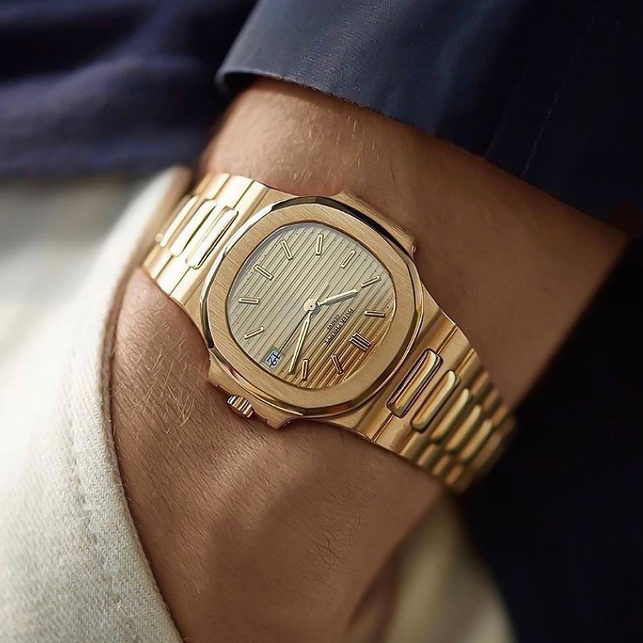 Review Patek Philippe Nautilus 5724 có gì đặc biệt, mẫu hot - Ảnh 8