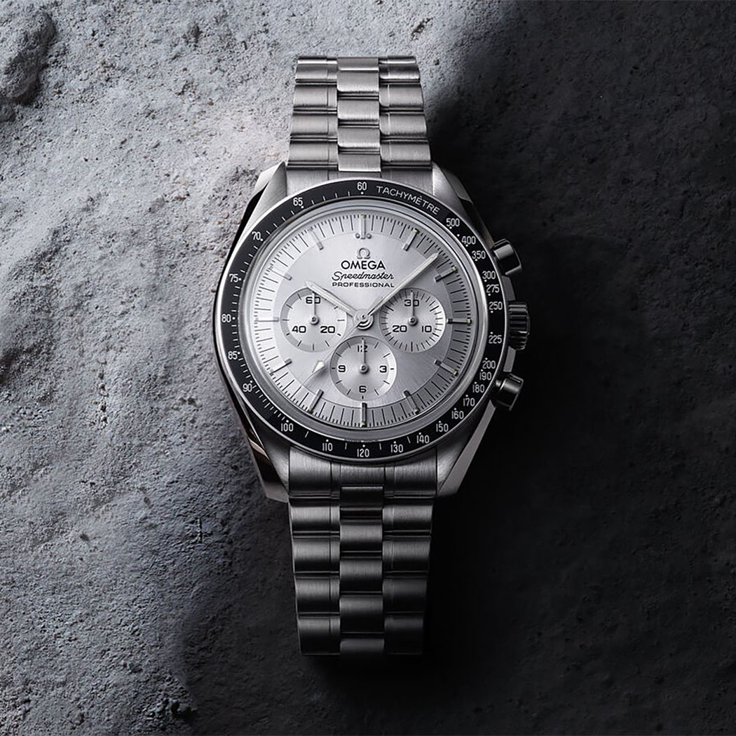 Mẫu đồng hồ vàng trắng Chronograph của Omega