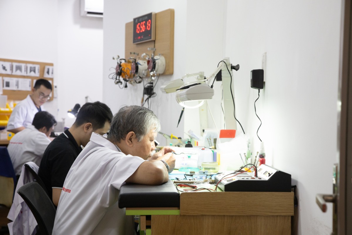 Chuyển đồng hồ về trung tâm bảo dưỡng Hải Triều
