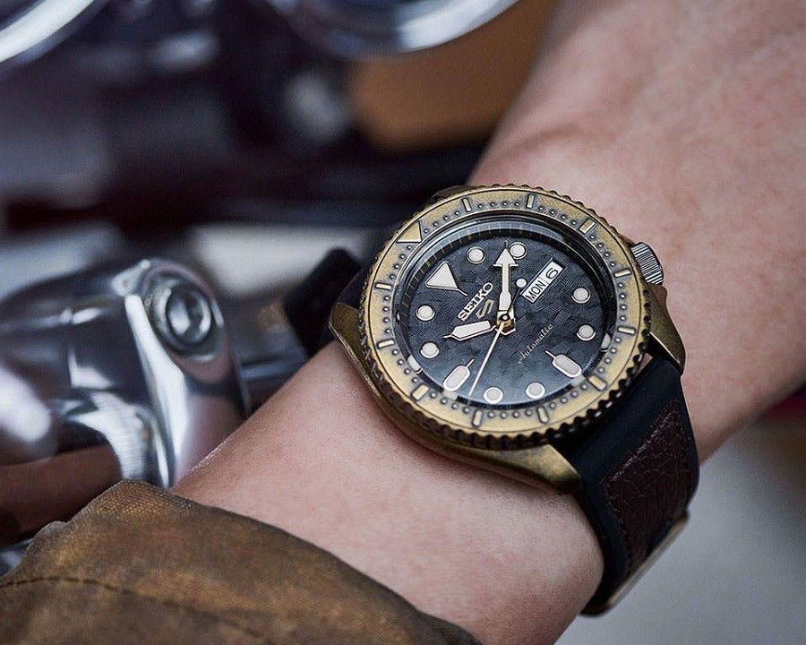 Seiko 5 Sports SRPE80K1 - ảnh 5