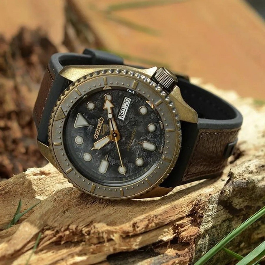 Seiko 5 Sports SRPE80K1 - ảnh 3