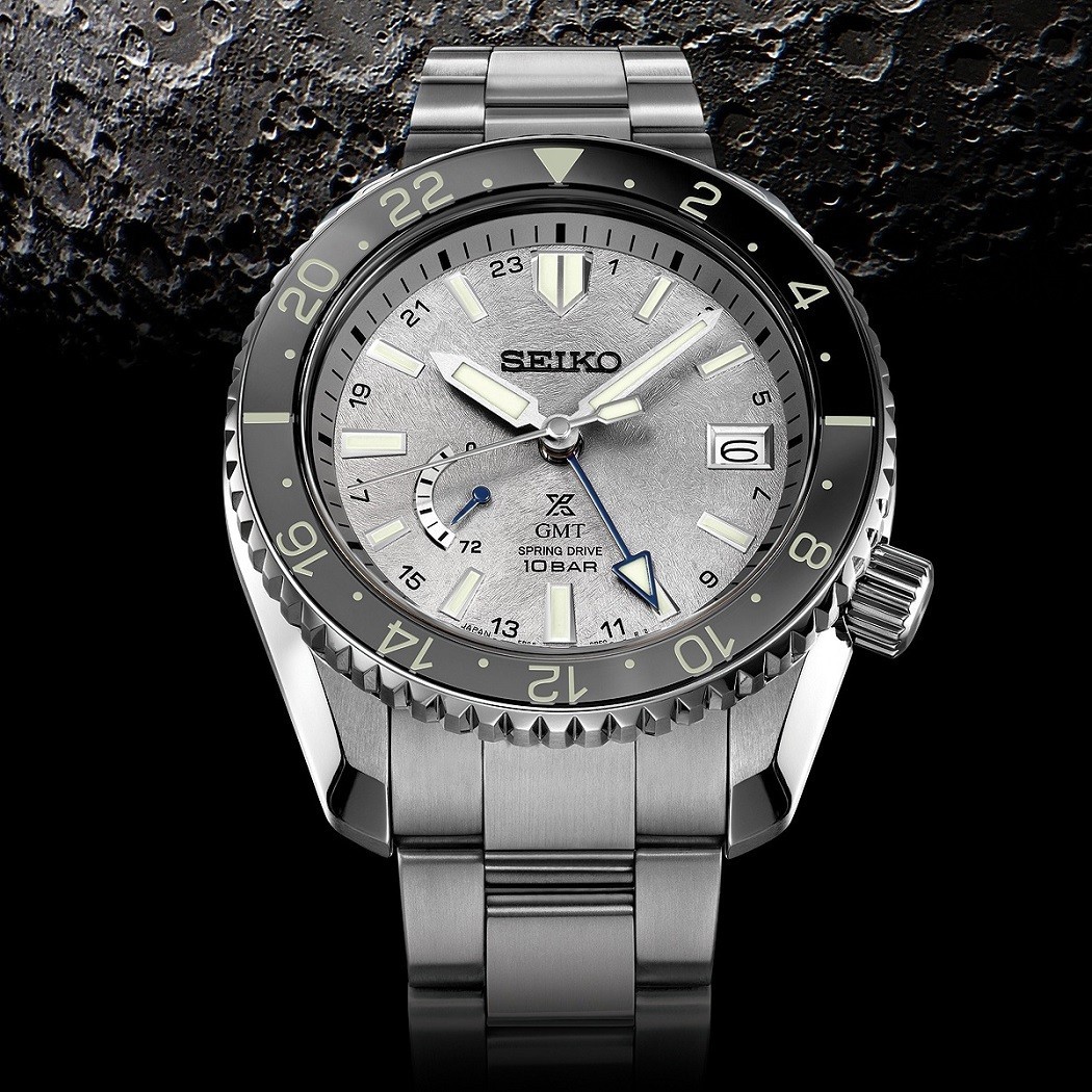Đồng hồ Seiko Prospex LX Line có dây đeo bằng titanium cao cấp