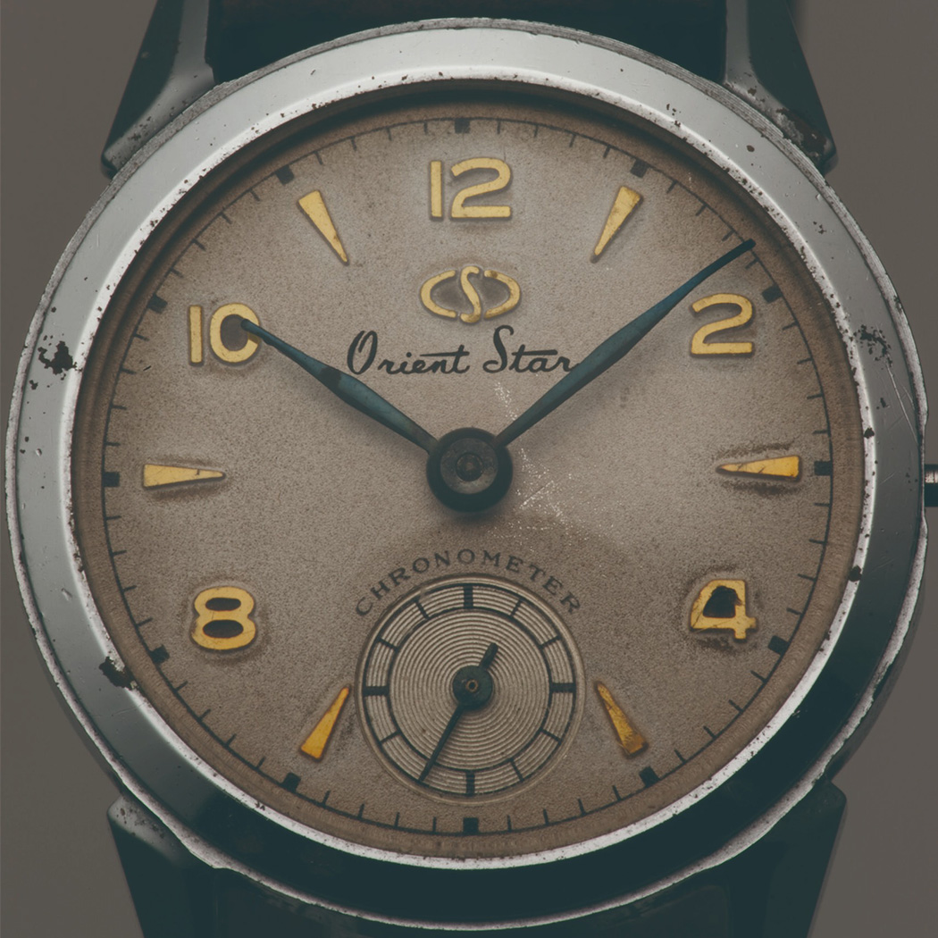 Chiếc đồng hồ 1951 First Orient Star Model đầu tiên