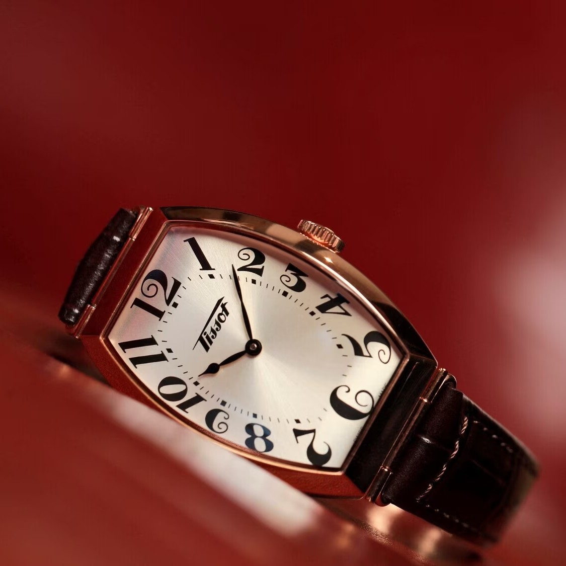 tissot rất yêu thích kiểu dáng thùng rượu