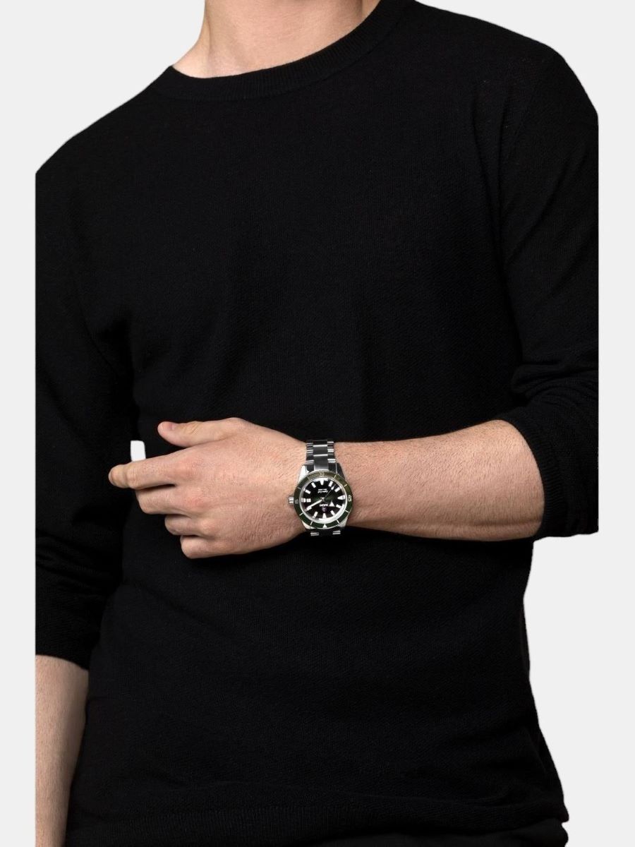 Rado Captain Cook R32105313 (1)