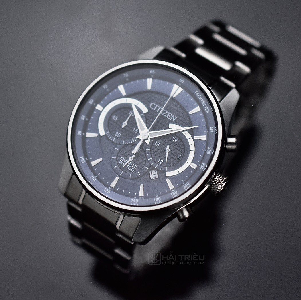 Phiên bản Citizen Quartz thiết kế 6 kim độc đáo