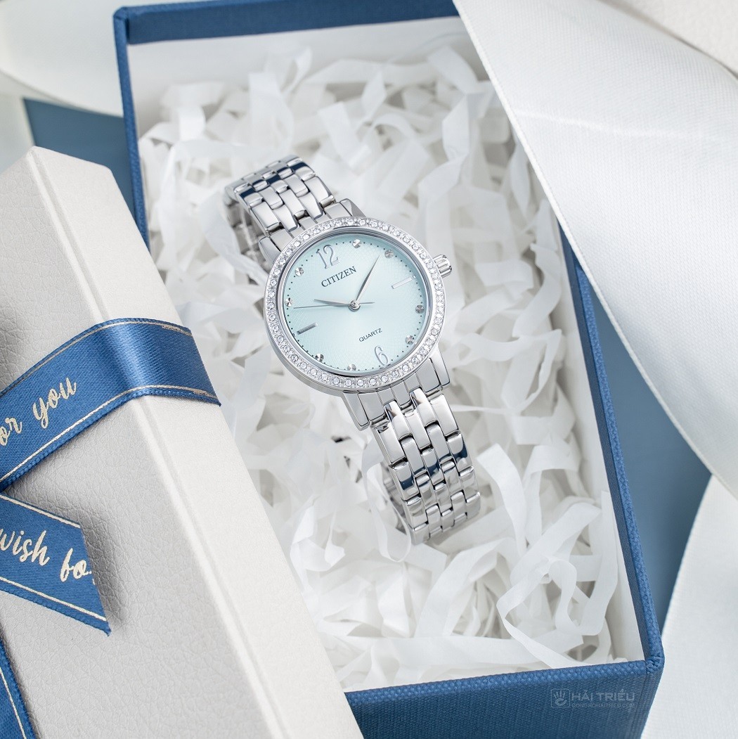 Mẫu Citizen Quartz đính đá sang trọng cho phái đẹp