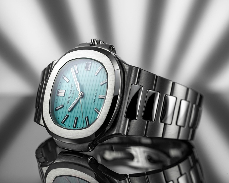 Patek Philippe Ref. 5711 kết hợp với màu Tiffany - ảnh 3