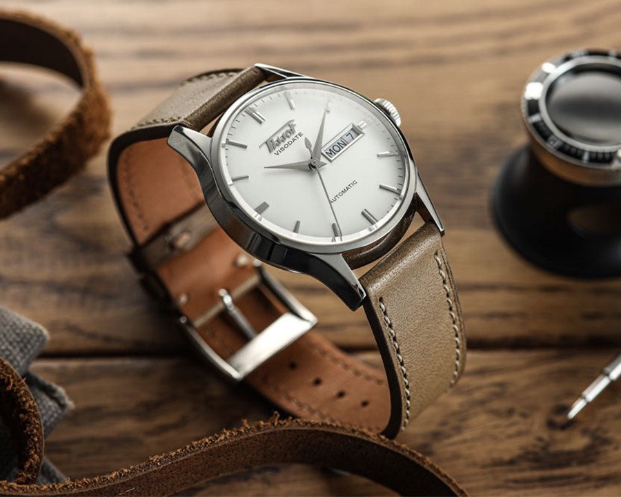 Tissot Heritage Visodate mang thiết kế đương đại - ảnh 3