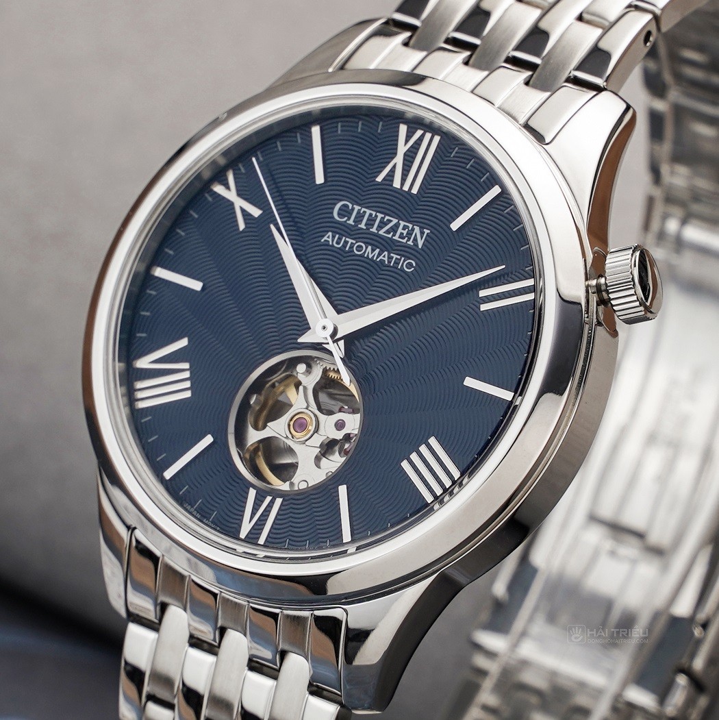 Đồng hồ Citizen mặt xanh Flinqué