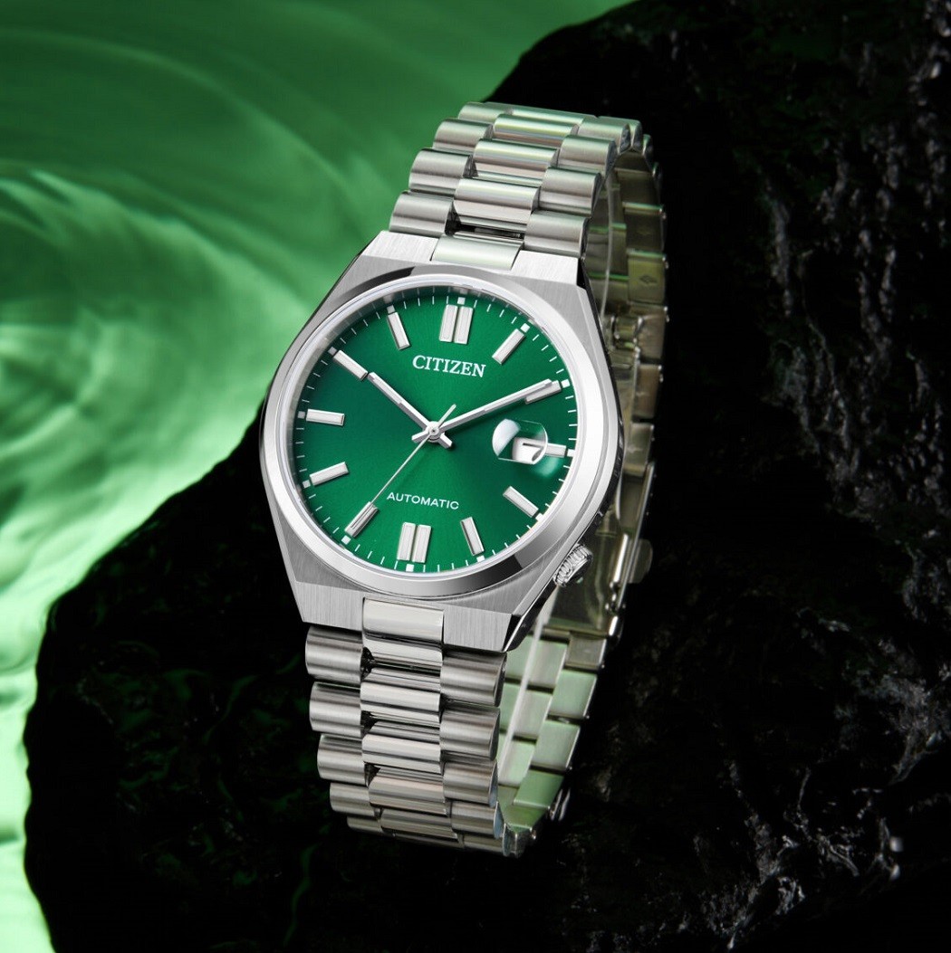 Đồng hồ Citizen mặt xanh Sunburst