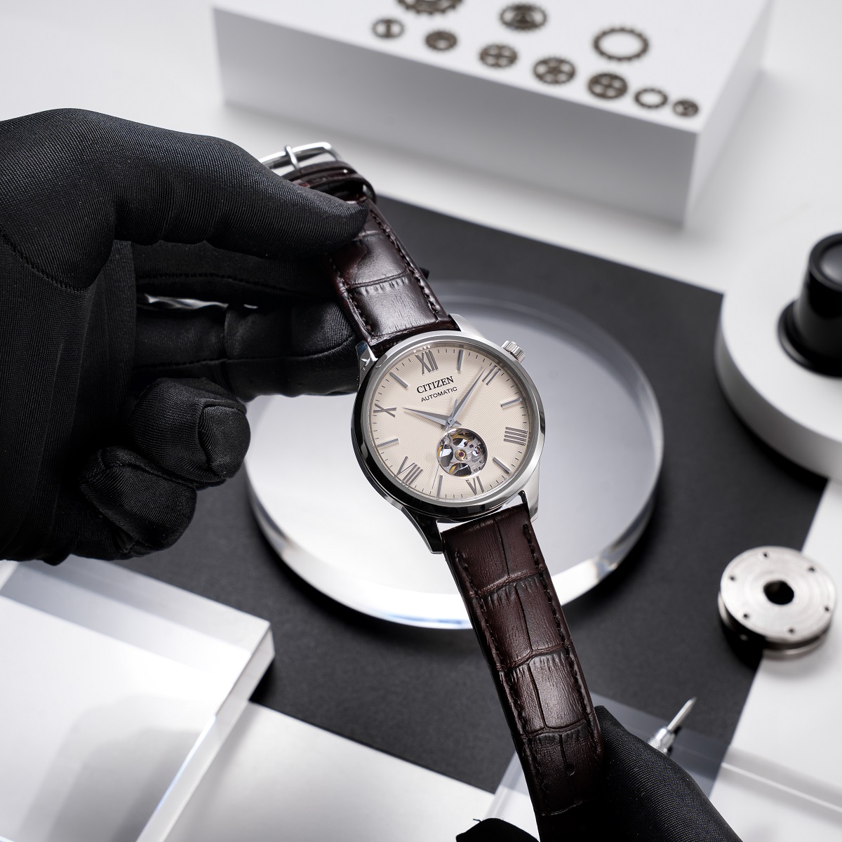 Đồng hồ Citizen Automatic Open Heart NH9130-17A - Ảnh 2