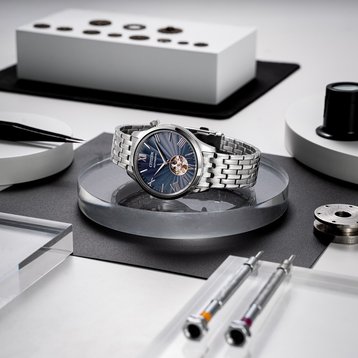 Đồng hồ Citizen Automatic Open Heart NH9130-84L - Ảnh 2