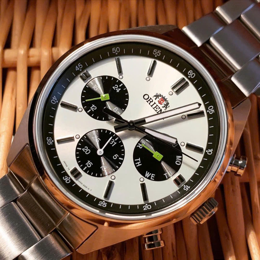 Khi nhắc đến Orient Neo 70s, được biết đến nhiều nhất là kiểu thiết kế gấu trúc đặc trưng - Hình 2
