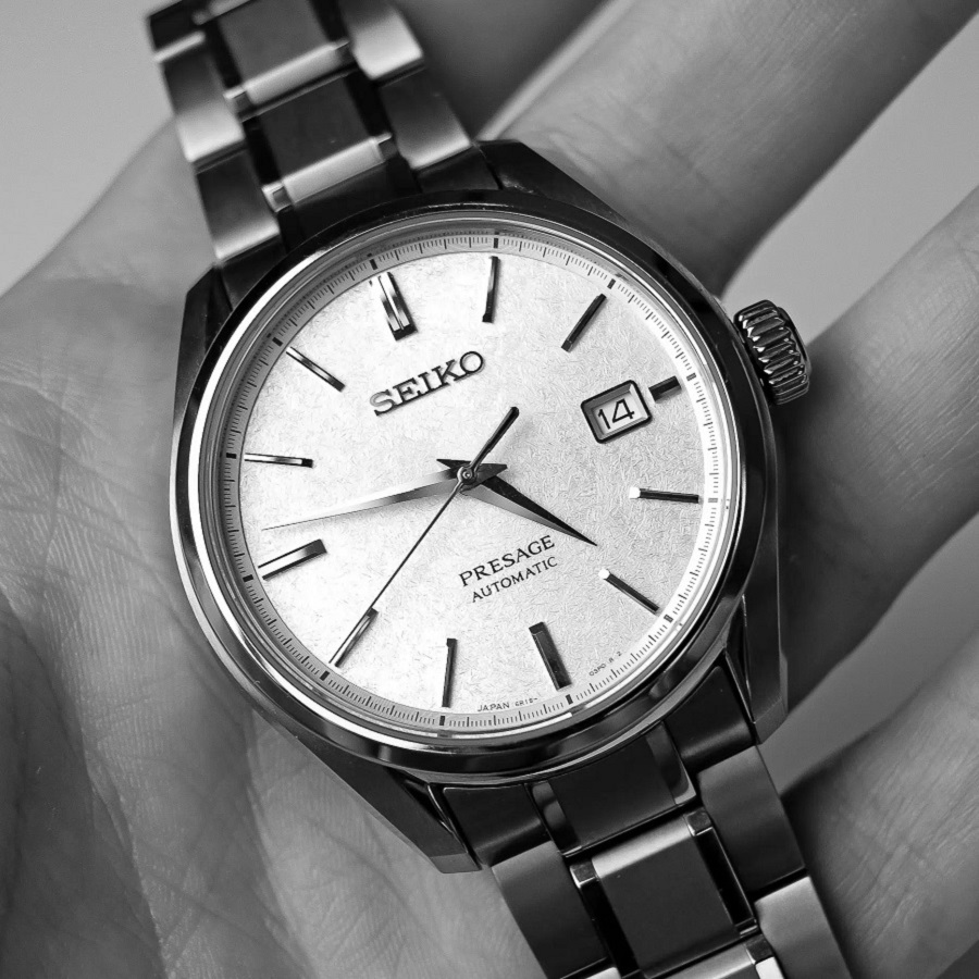 Biệt danh 'Baby Snowflake' của SARX055 bắt nguồn từ những điểm tương đồng với Grand Seiko SBGA011 - ảnh 6