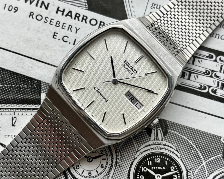 5 mẫu đồng hồ Seiko mặt vuông cổ ấn tượng nhất và mức giá