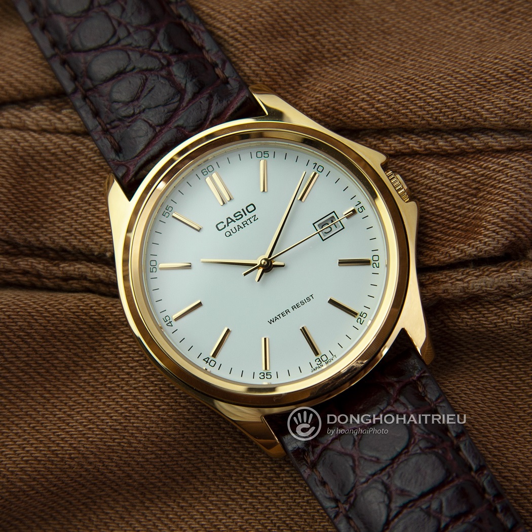 Bezel trơn của dòng MTP-1183 khiến nhiều người liên tưởng đến Rolex Datejust - ảnh 2
