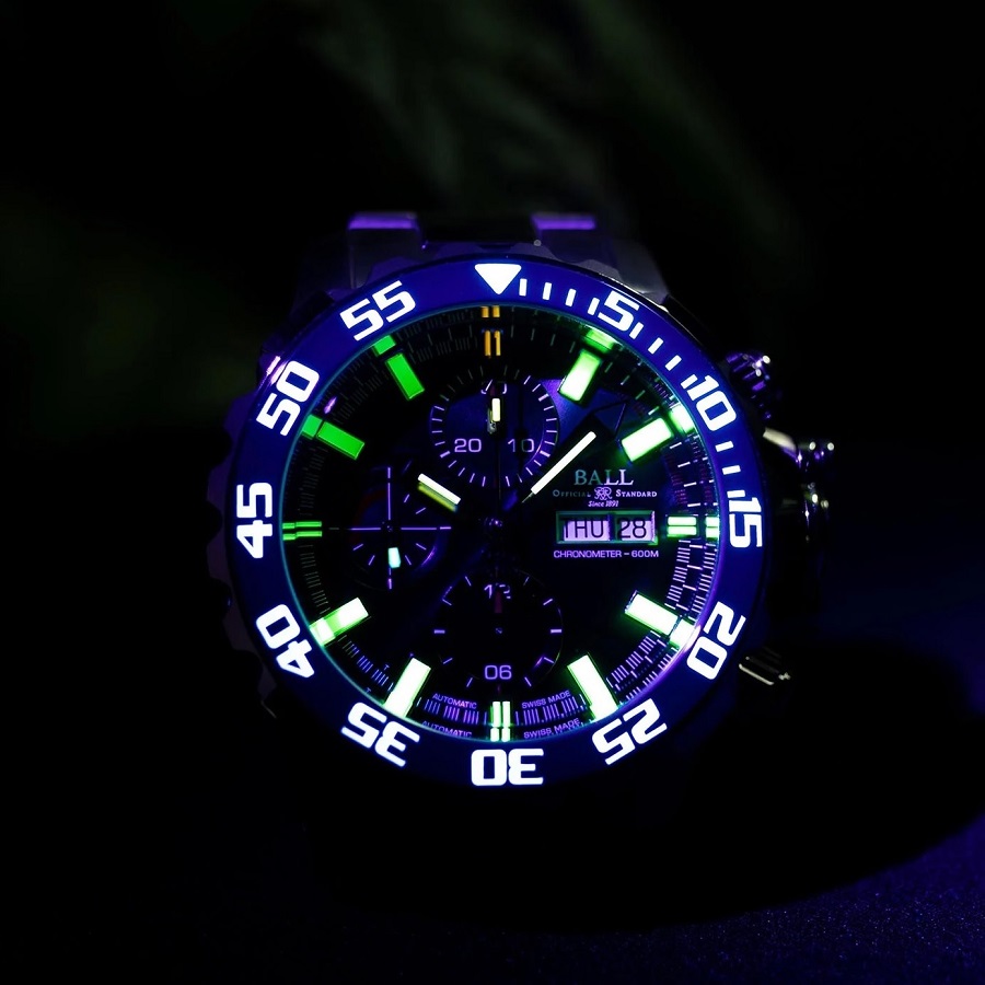 Dạ quang Tritium tạo ra ánh sáng ổn định và không phụ thuộc vào quá trình sạc năng lượng - ảnh 3