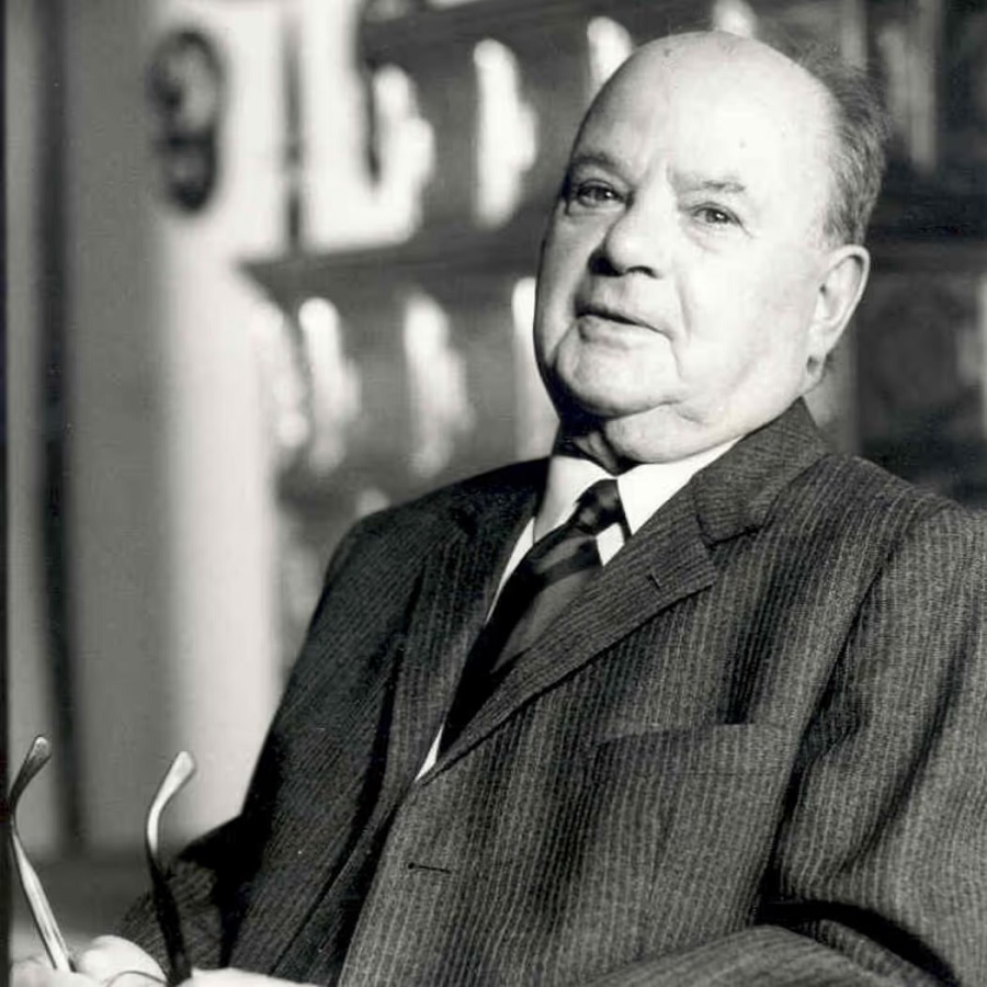 Hans Hirsch phát minh kỹ thuật Rembordé vào năm 1955 - ảnh 1