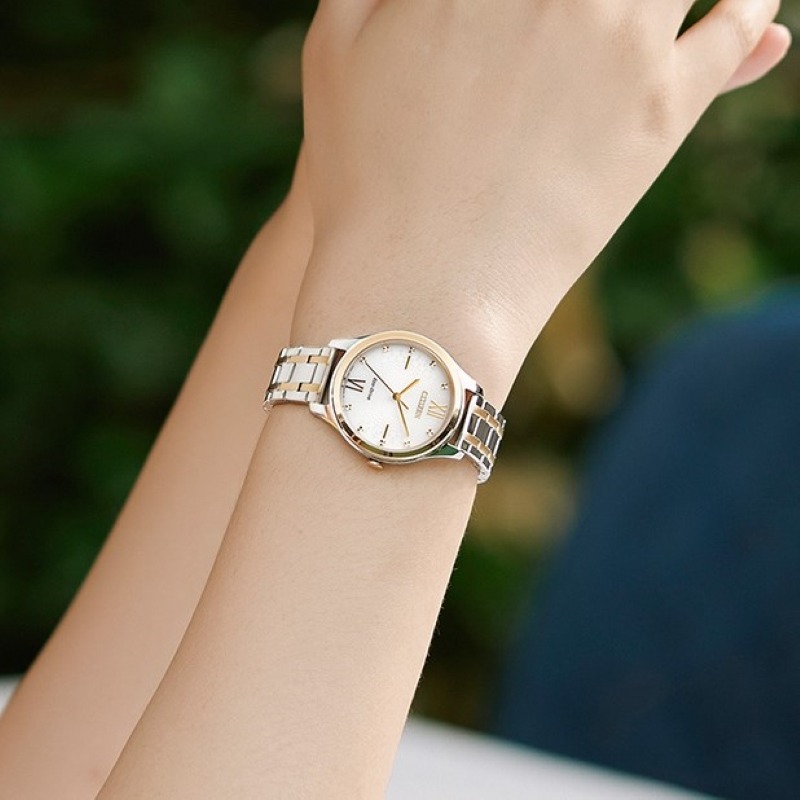 Thiết kế khi đeo lên tay