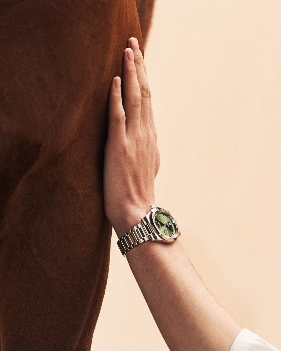 Longines Conquest L3.720.4.02.6