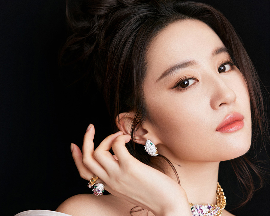 Đeo nhẫn tay nào? Hé lộ 5 bí kíp tay đeo nhẫn hợp phong thủy